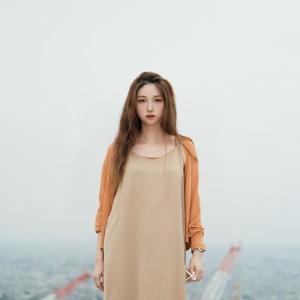 闻刚厚